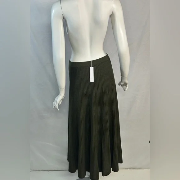 Lilla P Size Small Forest Green Ribbed A-Line Skirt - Picture 9 of 14
